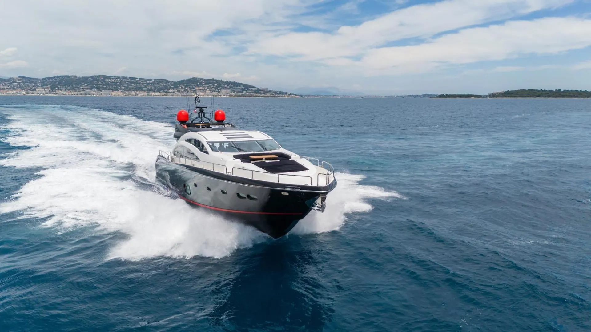 Hotel Palumba Cannes Hotel en barco